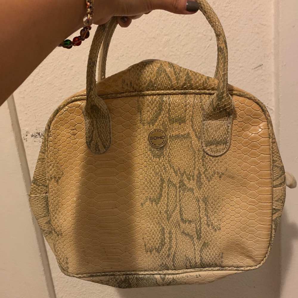 London Soho NY Crocodile Pattern Bag
